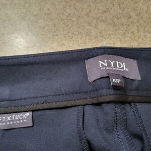 NYDJ lift and tuck technology navy leggings 10P faux front coin pocket  and faux